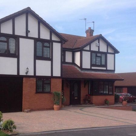 The Cedars House B&B Nuneaton Eksteriør billede