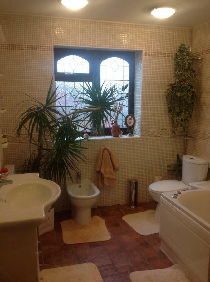 The Cedars House B&B Nuneaton Eksteriør billede