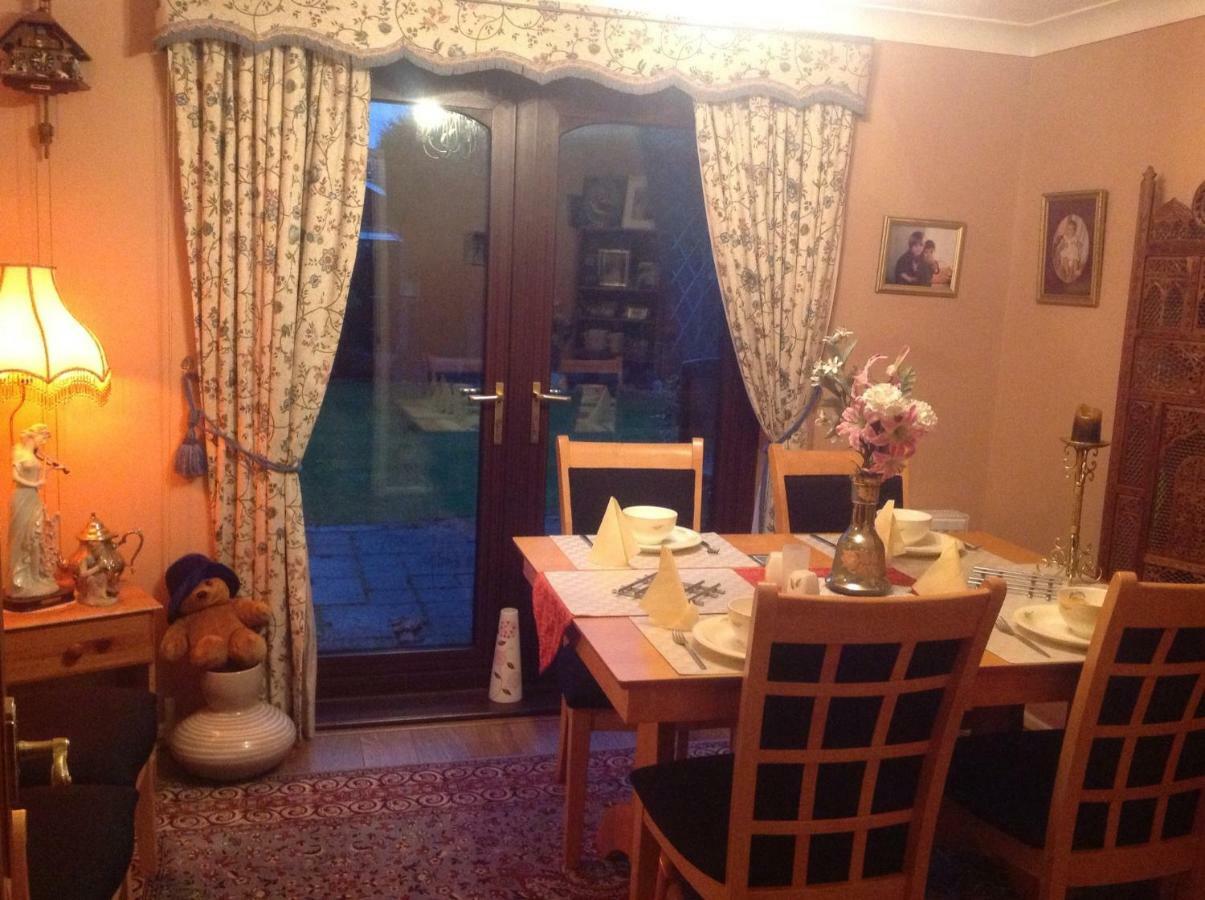 The Cedars House B&B Nuneaton Eksteriør billede